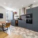 Apartment Modern A C 2ch 4p -